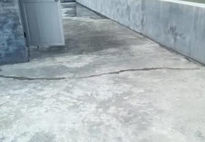 祁阳楼顶漏水维修公司分享下如何解决卫生间隐蔽部位漏水的问题?